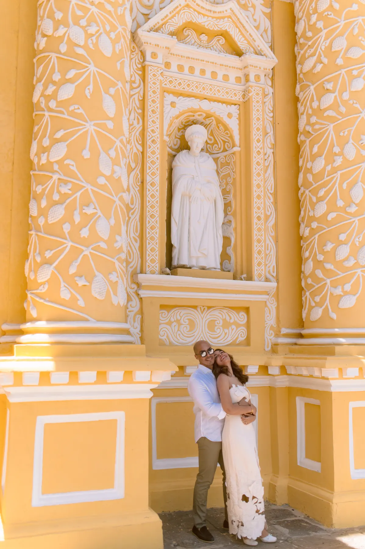 Sarah y Arturo en Antigua Guatemala