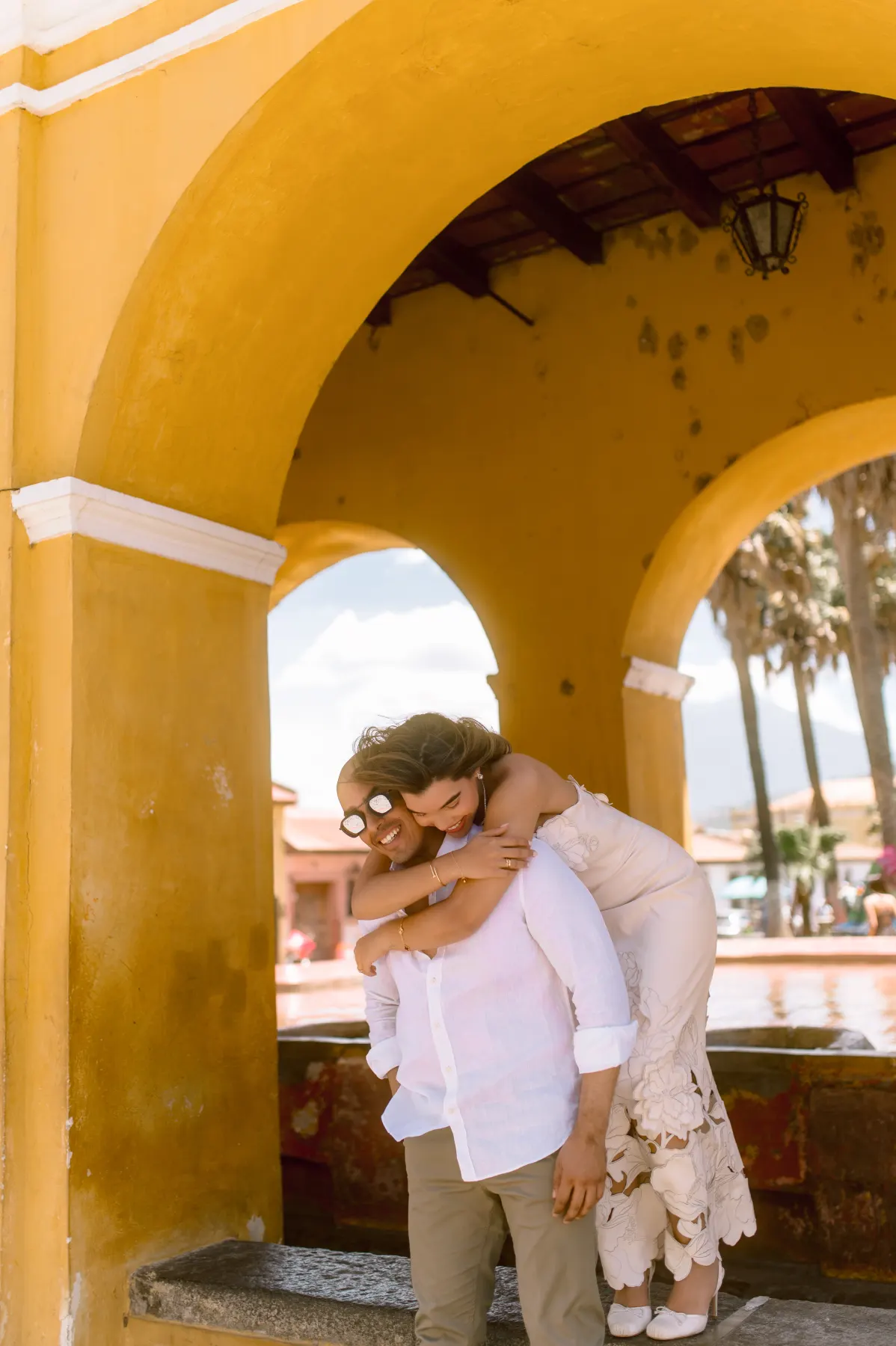 Sarah y Arturo en Antigua Guatemala